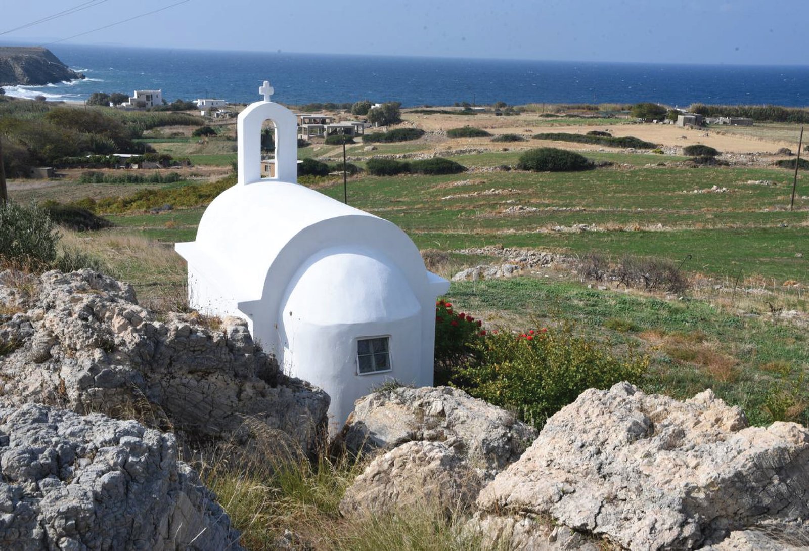 Κατοικία και οικόπεδο στη Φανερωμένη, Νάξος